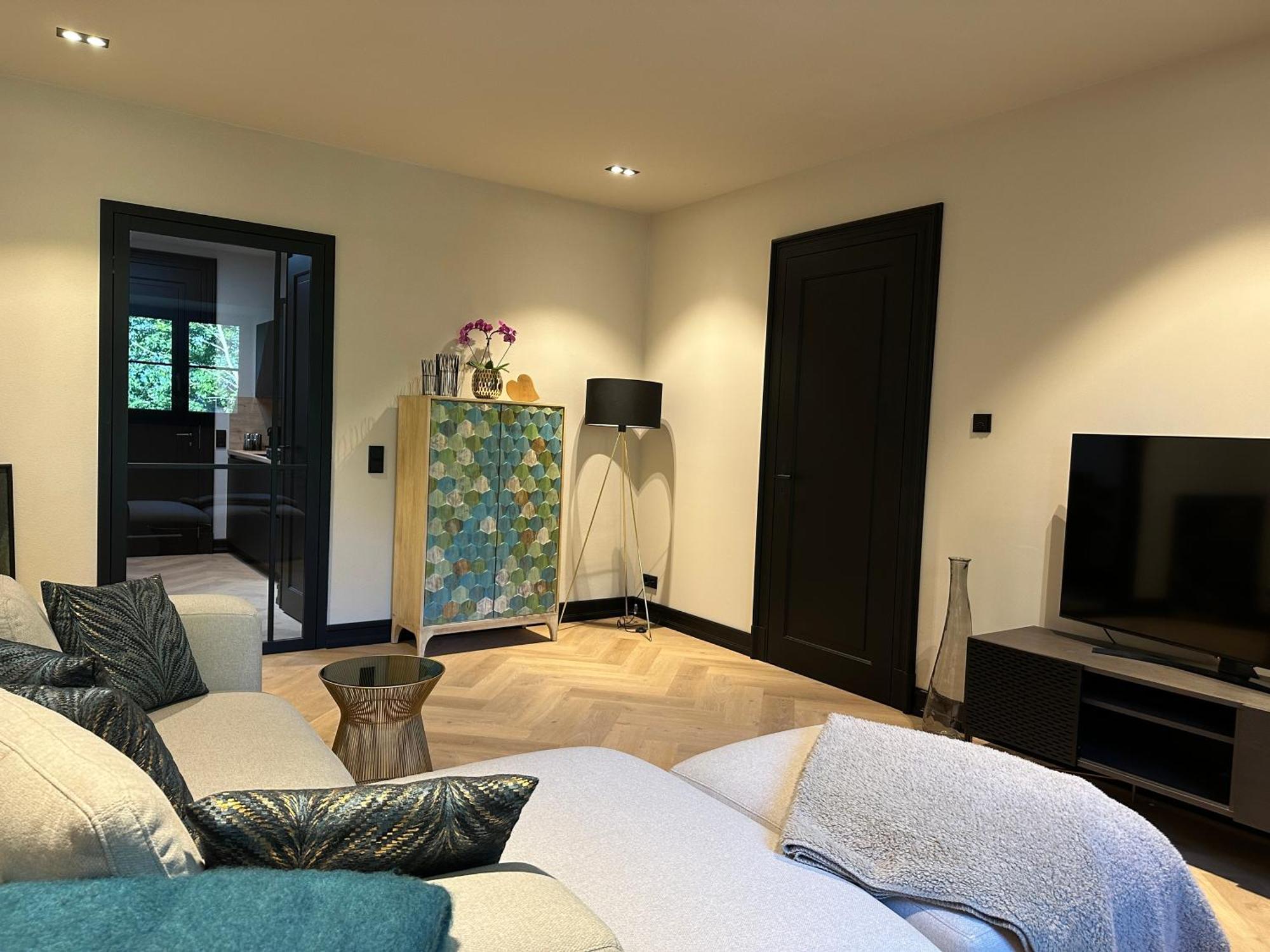 * Stadtvilla Plauen * * Aussergewoehnlich * 2 Zimmerwohnung * Zentrumsnah Dış mekan fotoğraf