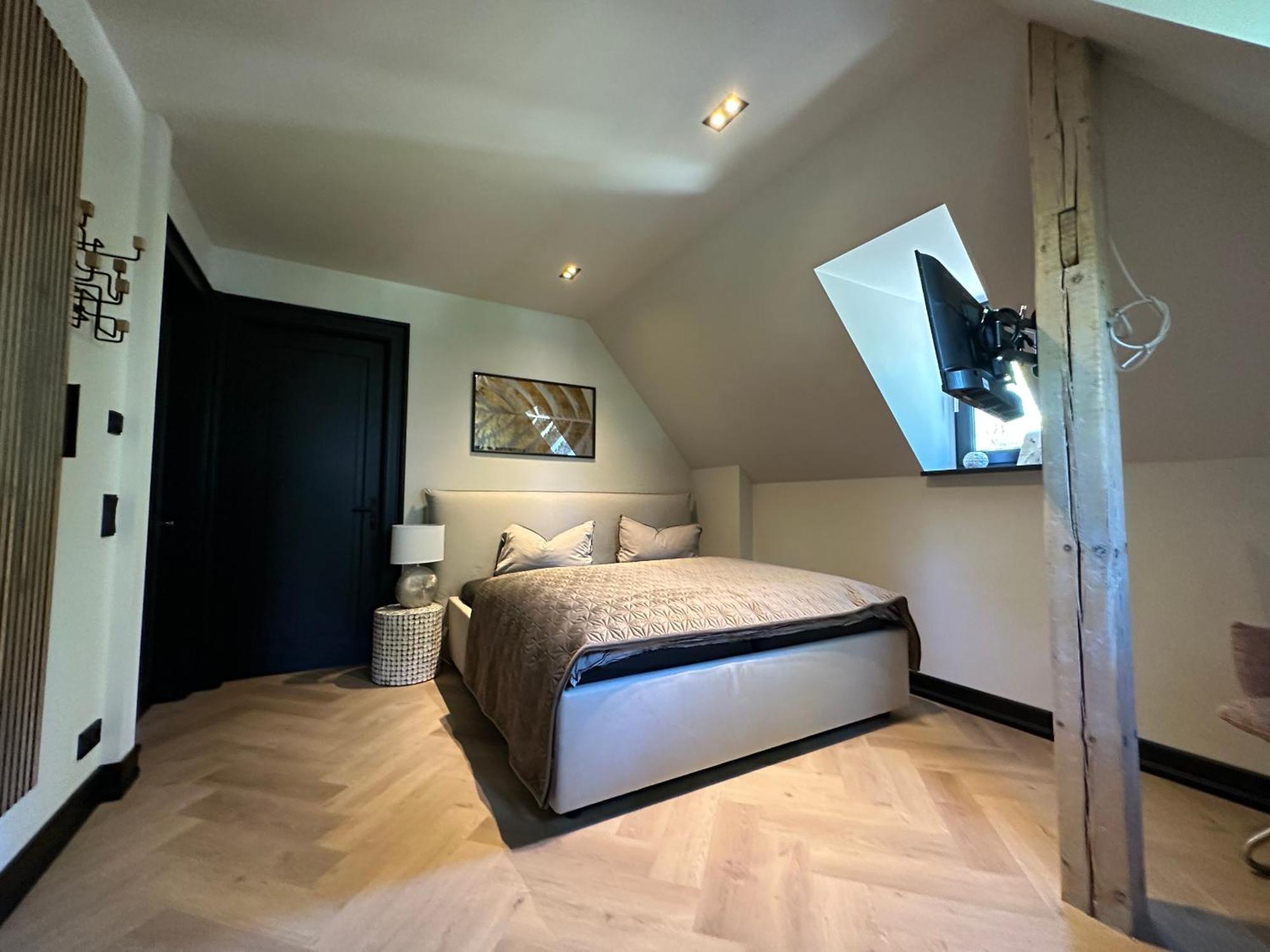 * Stadtvilla Plauen * * Aussergewoehnlich * 2 Zimmerwohnung * Zentrumsnah Dış mekan fotoğraf